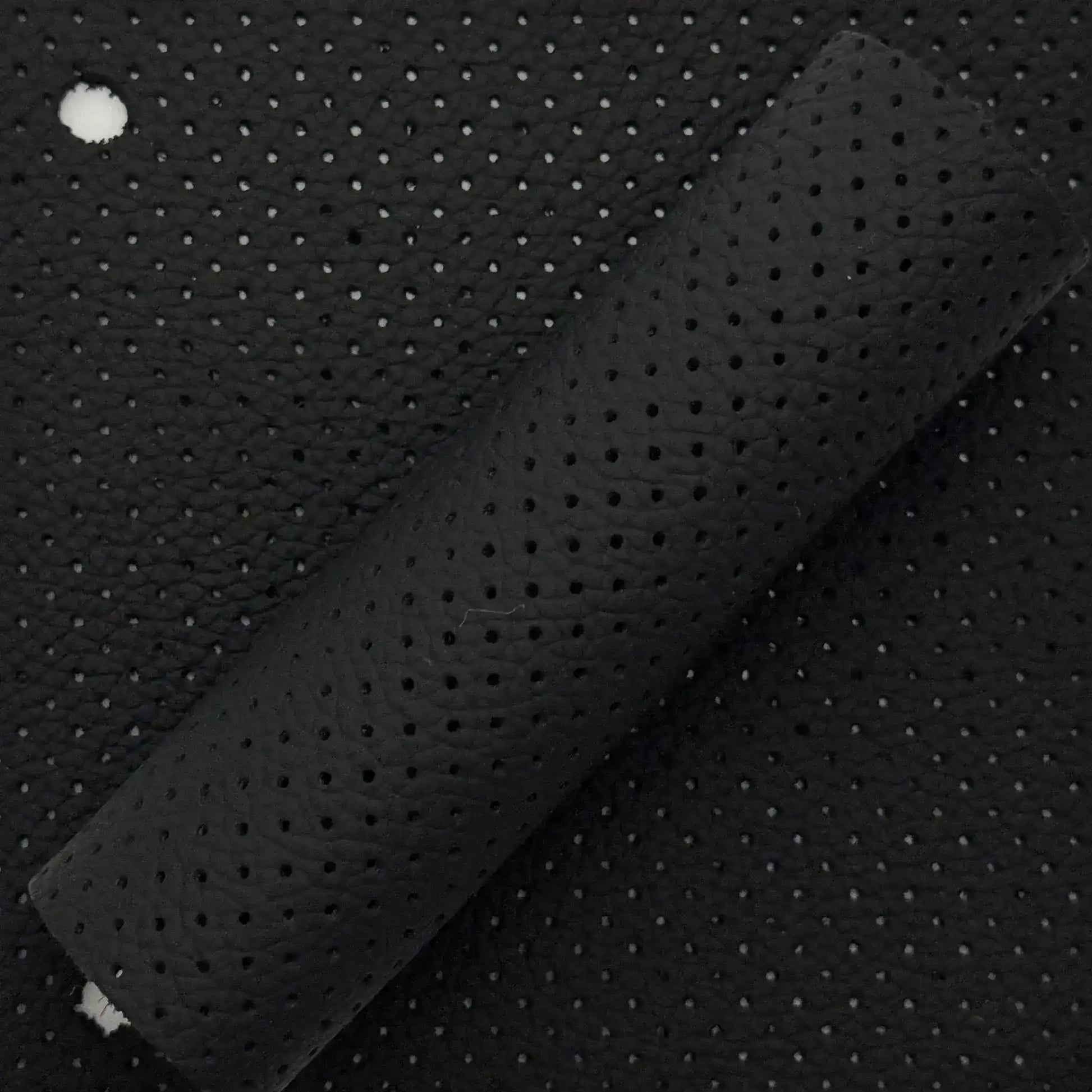 Perforiertes Autoleder MK3 Vienna schwarz – Strukturleder mit Lochung