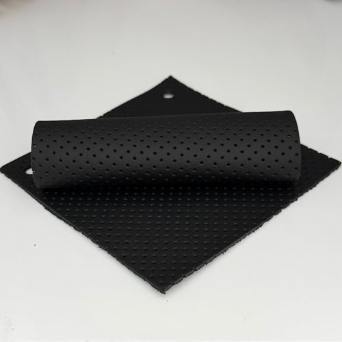 Perforiertes Porsche Nappa Leder MK3 – schwarz, glatt, hochwertig