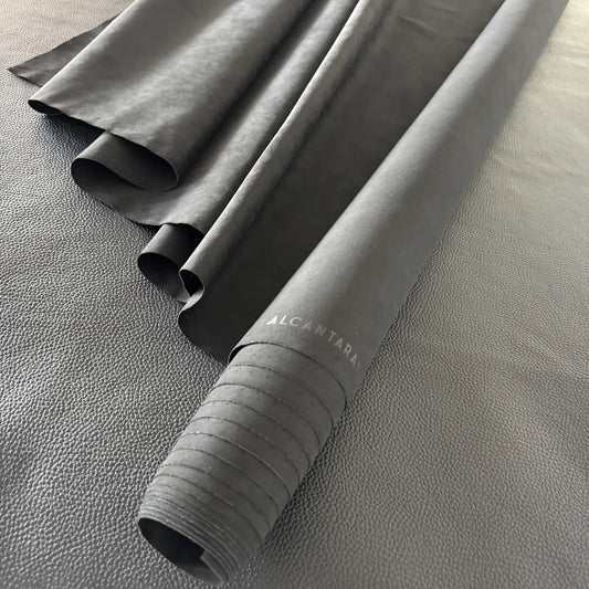 ALCANTARA® Pannel Deep Black SCHWARZ | Auto- und Polsterstoff | Alternative zu DINAMICA® | 160 cm Breite