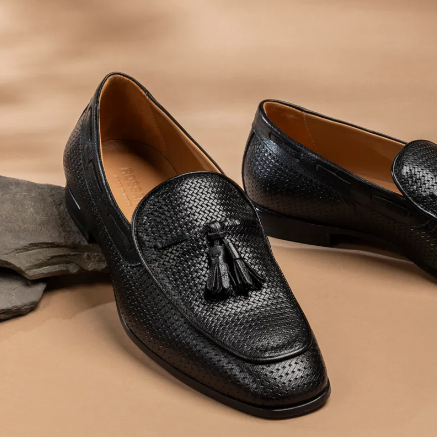 schwarze Lederschuhe