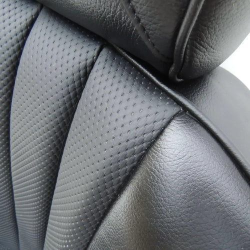 Mercedes-Benz Oldtimer Ledersitz mit originaler Flechtnarbe Perforation